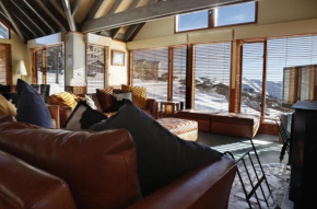 Cobungra, Hotham Heights